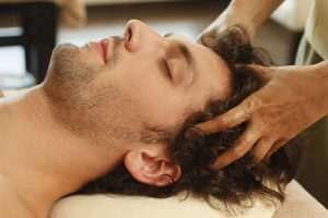 Indiase hoofdmassage als ontspanning massage